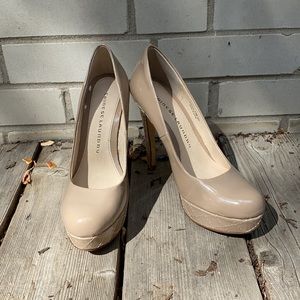 Women’s Chinese Laundry nude pumps